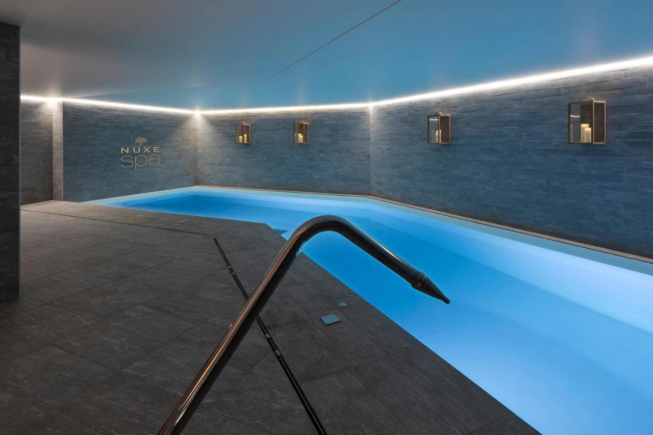 St-Alban Hotel & Spa ลาคลูซาซ์ ภายนอก รูปภาพ